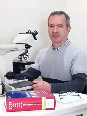 الدکتور سادات نوري 